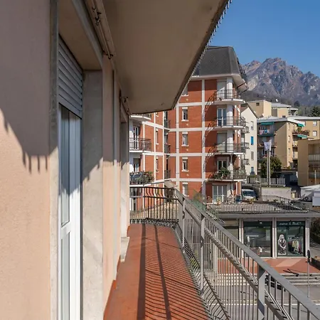 Spacious Bright With Panoramic Views Lägenhet *