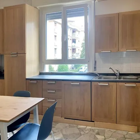 Spacious With Panoramic Views In Lecco