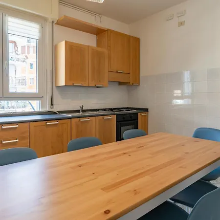 Lejlighed Spacious With Panoramic Views In *