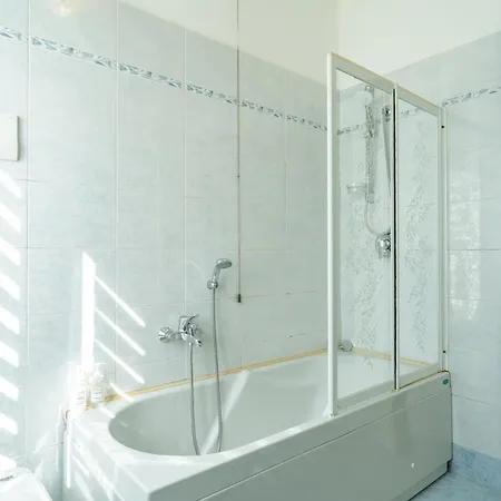 Lejlighed Spacious With Panoramic Views In