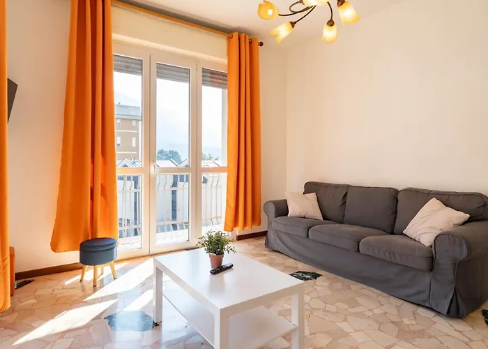 Spacious Bright With Panoramic Views Daire *